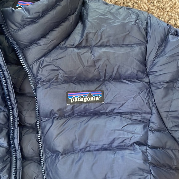 Patagonia | Women’s Down Sweater - Picture 4 of 7